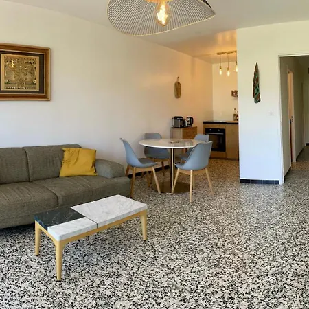 T3 A 300m Avec Piscine Tennis Apartman *