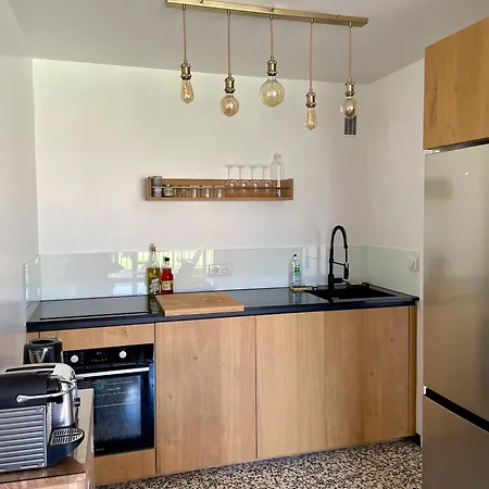 T3 A 300m Avec Piscine Tennis Apartman *