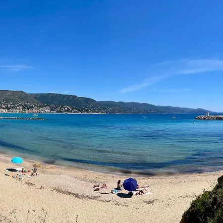 T3 A 300m Avec Piscine Tennis * Le Lavandou